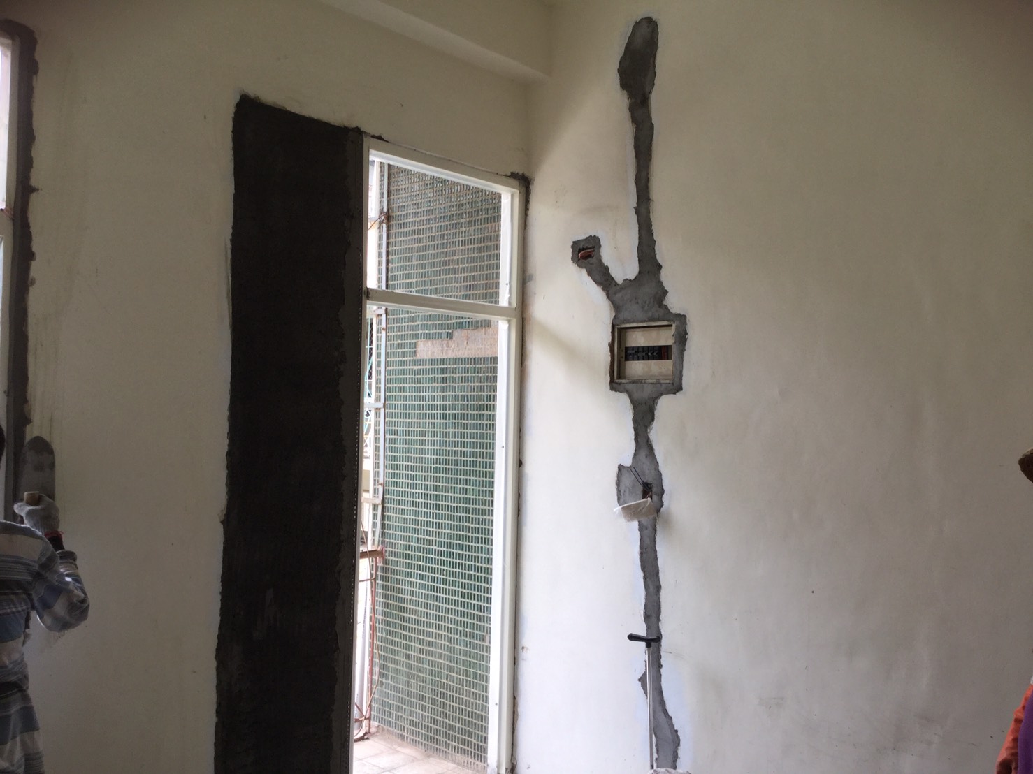 拆除舊線重新配置電箱